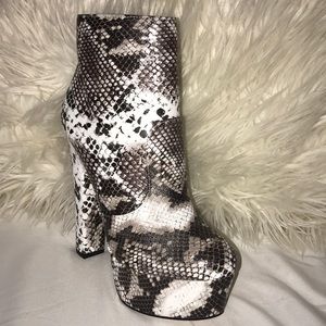 Statement winter booties